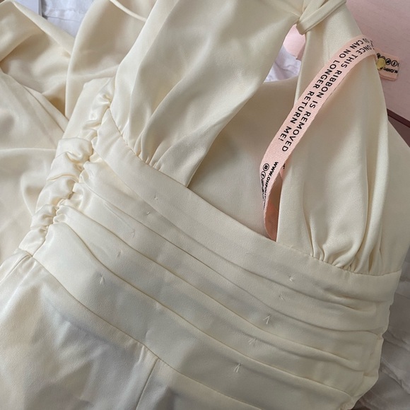 Off white jumpsuit, never worn, still with tags - Picture 3 of 5
